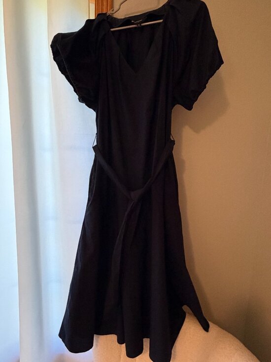 Banana Republic Dresses & Skirts - Banana Republic Navy Blue Belted Dress